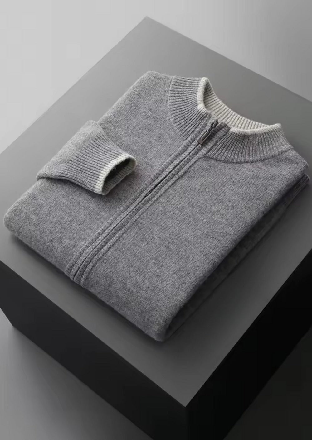 Bluza Dzianinowa Męska na Zamek – Kardigan z Kontrastowym Kołnierzem