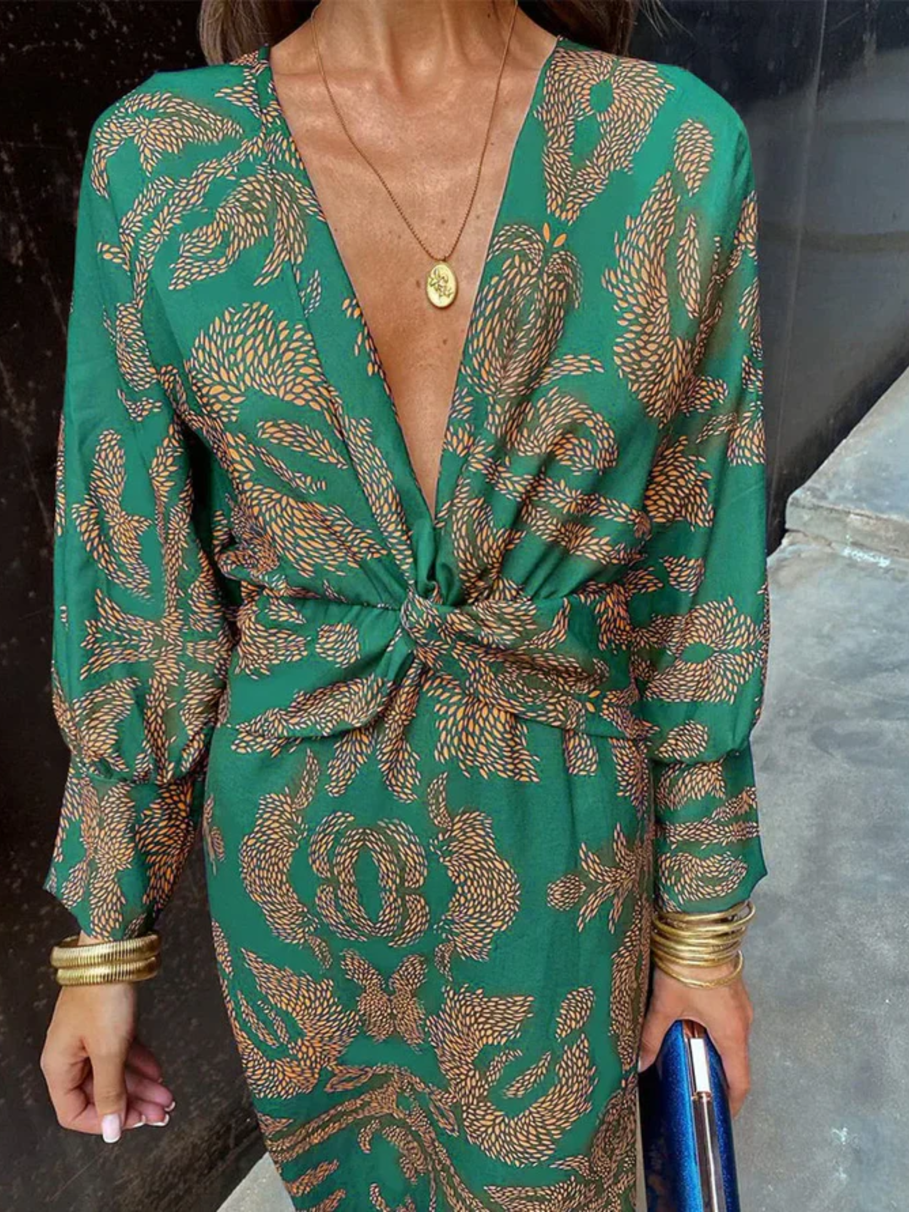 Długa sukienka maxi we wzory