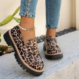 Damskie Mokasyny Lakierowane na Grubej Podeszwie - Eleganckie Loafersy w Modne Wzory