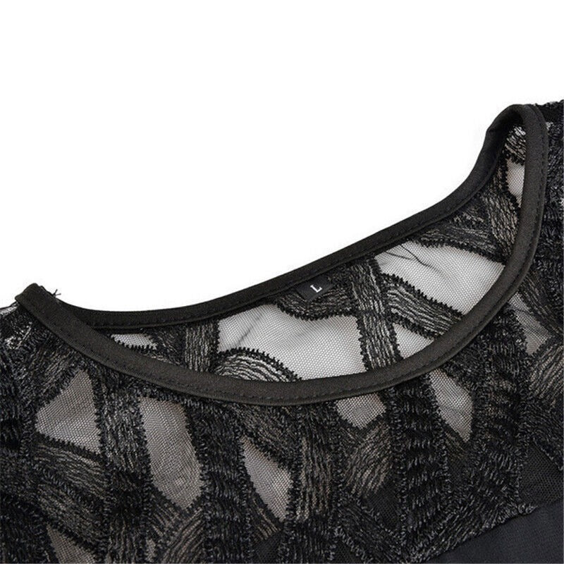 Sukienka Midi Plus Size z Dekoracyjnym Wzorem - Sukienka z Rękawem 3/4